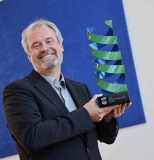 Dominic Nova Innovator award