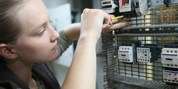 Image of a Female engineering student working as an intern