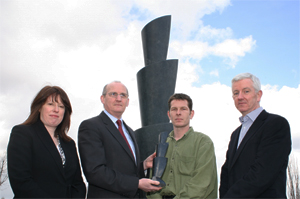 Pictured at the unveiling of the sculpture (l-r): Ruth Ferguson, UCD Curator; Eamonn Ceannt, Vice President for Corporate and Commercial Developement, UCD; artist Jason Ellis and XXXXX