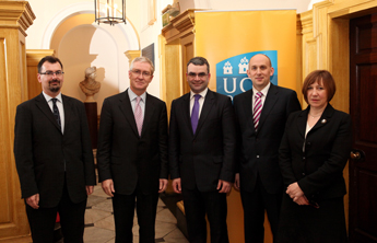 Pictured at the offficial launch of the Irish State Administration Database (ISAD) (l-r): Prof Colin Scott, UCD School of Law, Dr Hugh Brady, President, UCD, Minister of State for Public Service Transformation, Dara Calleary TD, Dr Muiris MacCarthaigh, IPA and UCD, and Dr Niamh Hardiman, UCD School of Politics & International Relations.