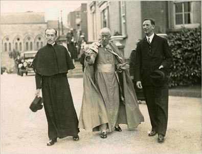 Photo of Eamon de Valera With John Charles McQuaid and Papal Nuncio Paschal Robinson, during the Eucharistic Congress, 1932