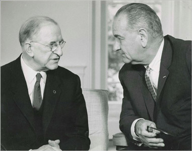 Photo of Eamon de Valera In the White House with President Johnson, May 1964