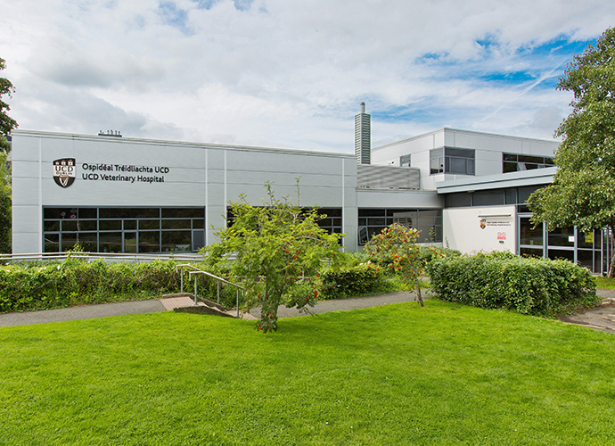 Image of the front of the UCD Veterinary Hospital building