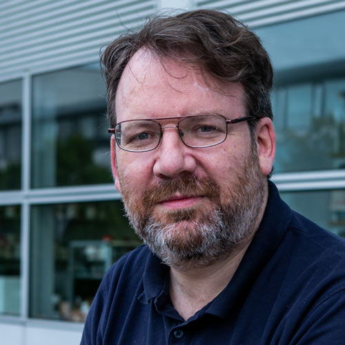 Dr Rob Brennan