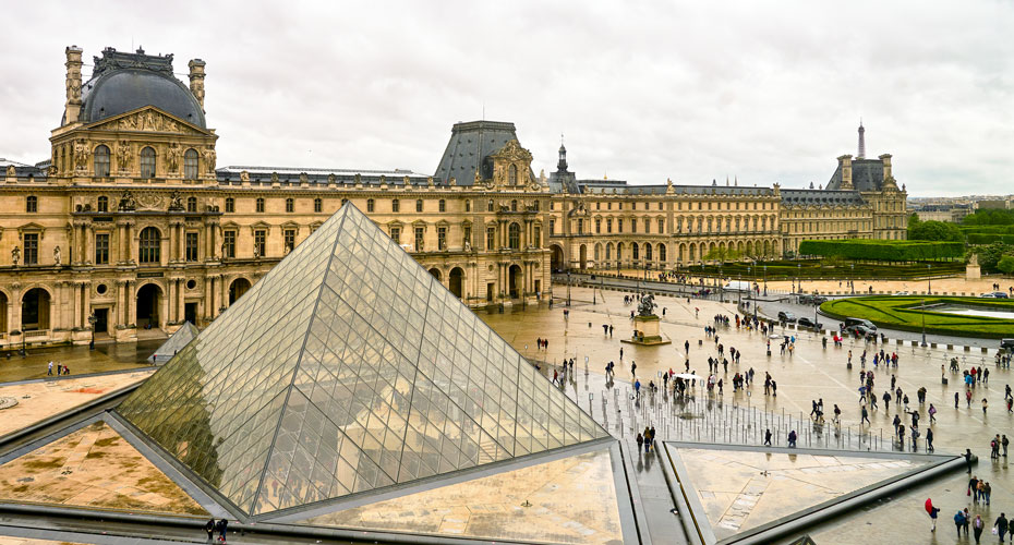 The Louvre taken by Pedro Szekely