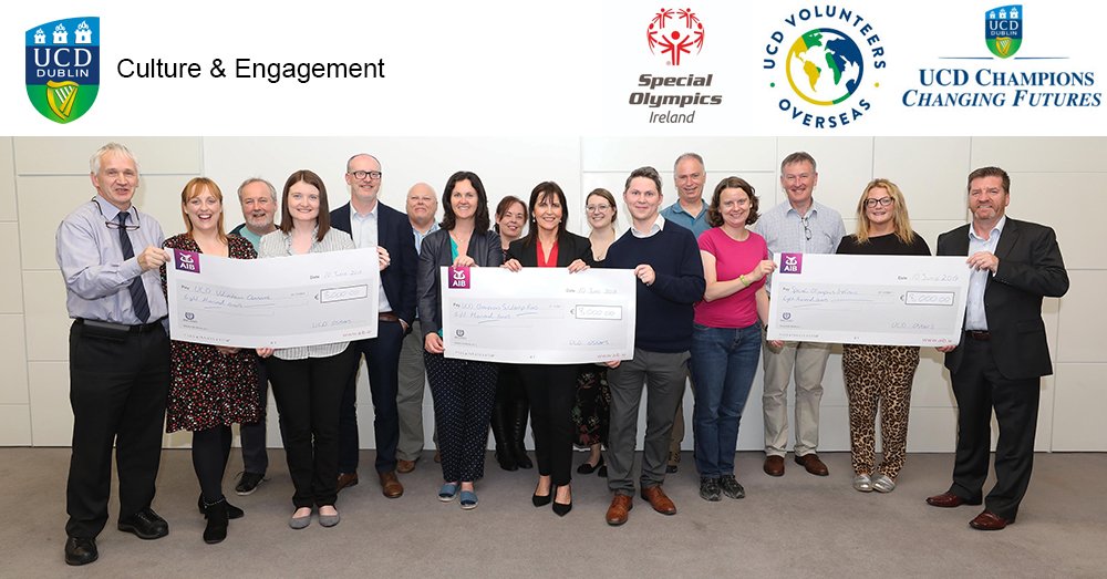 Oskars cheque handover
