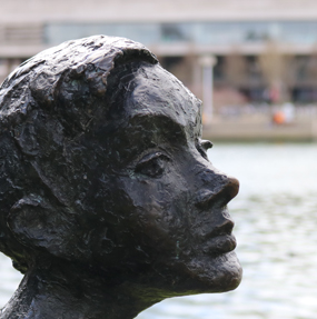Image of a statue by the lake in UCD