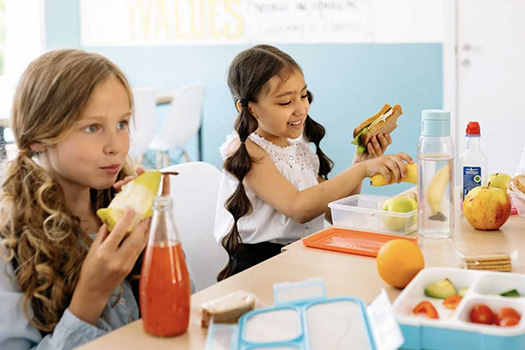 This study enabled the examination of the adequacy of preschool children\'s diets.