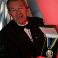 GAA sports commentator, Mícheál Ó Muircheartaigh honoured by UCD 