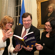 Professor Brigid Laffan, Principal of the UCD College of Human Sciences, An Taoiseach Brian Cowen TD and Jane O’Mahony, a Lecturer in European Politics at the University of Kent