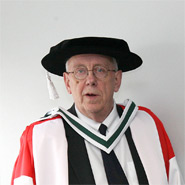 Moral and political philosopher, Alasdair MacIntyre, honoured at UCD 