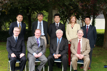 Front row (from L to R): Dr Hugh Brady, President of UCD; Minister Conor Lenihan, TD; Prof Robert Gordon, Northwestern University; Prof Thomas Rawski, University of Pittsburgh