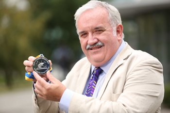 Professor Sir Stephen O'Rahilly with the Ulysses Medal