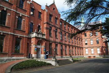 UCD Michael Smurfit Graduate Business 