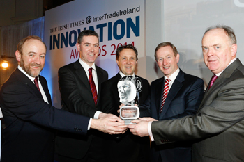 Thomas Hunter McGowan, CEO, InterTradeIreland; Professor Eoin Casey, UCD School of Chemical and Bioprocess Engineering, co-founder, OxyMem; Wayne Byrne, CEO, OxyMem; An Taoiseach Enda Kenny TD and Liam Kavanagh, Irish Time