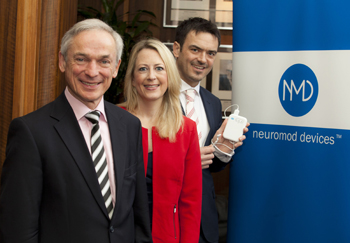 Photo caption: Richard Bruton TD, Minister for Jobs, Enterprise and Innovation; Sarita Johnson, Enterprise Ireland; and Dr Ross O'Neill, CEO and founder, Neuromod Devices. 
