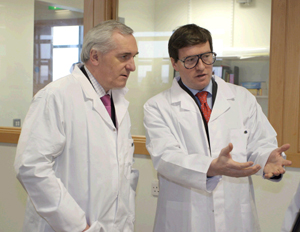 Photograph of Taoiseach and Prof Pat Guiry