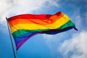 LGBT-Flag-SBBS18