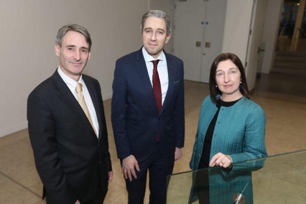 L to R: Prof. Ronan McNulty (UCD), Minister Simon Harris and Prof. Sinead Ryan (TCD) after the announcement that the Minister had secured Government approval for Ireland to join CERN.  Profs. McNulty and Ryan are the co-chairs of the CERN-Ireland user group.