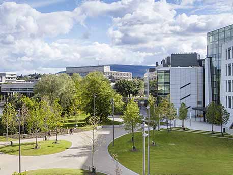 A photograph of the UCD O'Brien Centre for Science